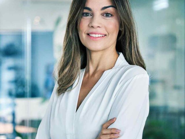 https://robimlaw.com/wp-content/uploads/2019/02/team_02-640x480.jpg